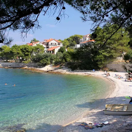 Holiday home Secluded House With A Parking Space Postira, Brac - 22203 *
