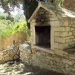 Dom wakacyjny Secluded House With A Parking Space Postira, Brac - 22203 *