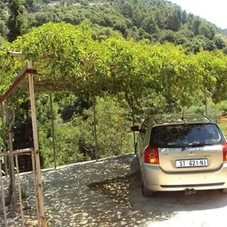 Secluded House With A Parking Space Postira, Brac - 22203 * Postira